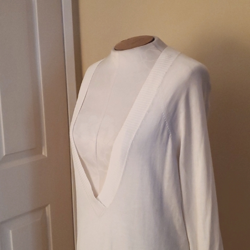 Ann Taylor Deep V-neck Sweater - Picture 3 of 6